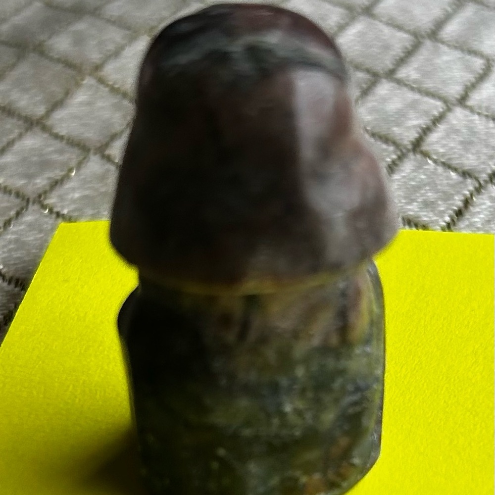 Carved stone Darth Vader - Picture 2 of 2